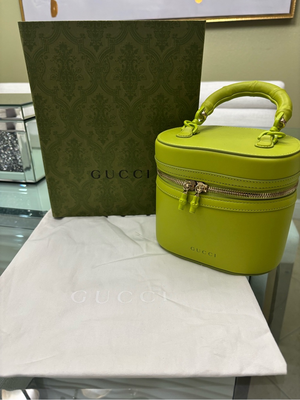 Authentic BRAND NEW! Gucci Mini Vanity Bag with Bamboo Handle - Picture 3 of 15